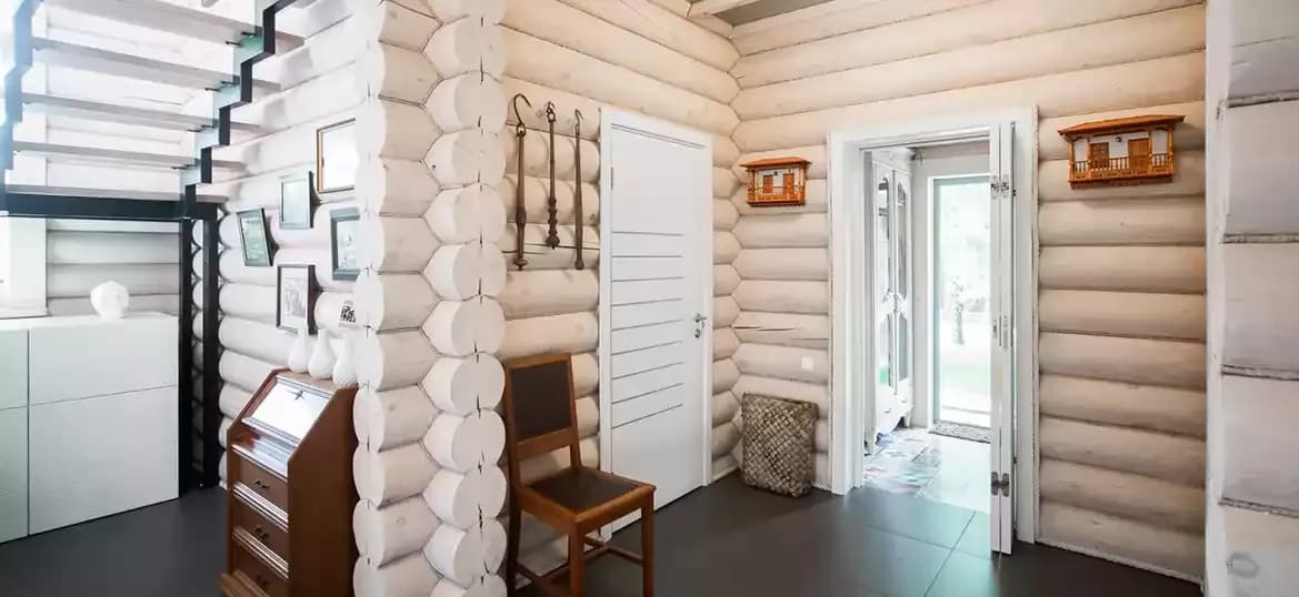  Окраска стен