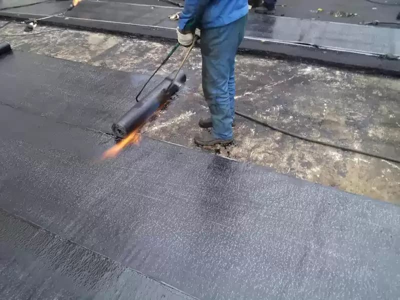 Монтаж наплавляемой кровли