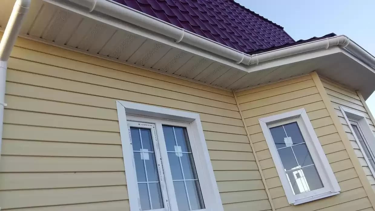 Монтаж сайдинга ПВХ