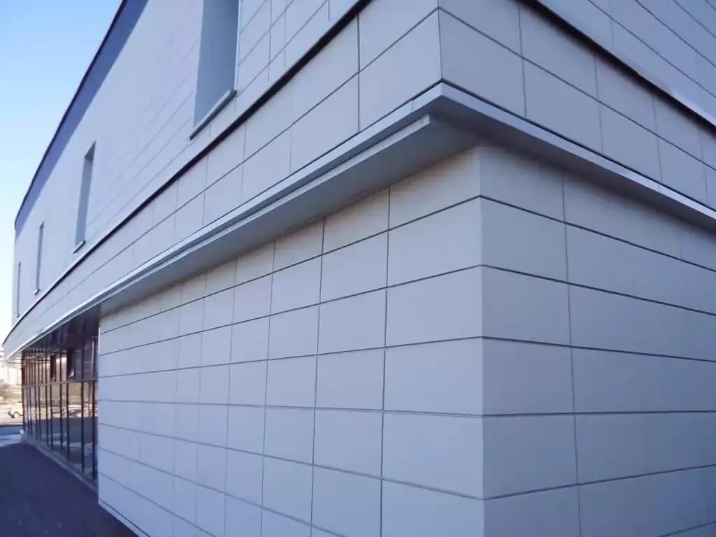  Монтаж металлокассет